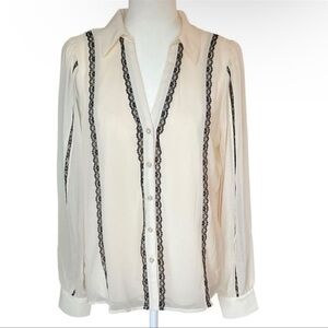 HAVER London Women's Medium Ivory Long Sleeve Lace Trim Button Down Blouse NWT!​